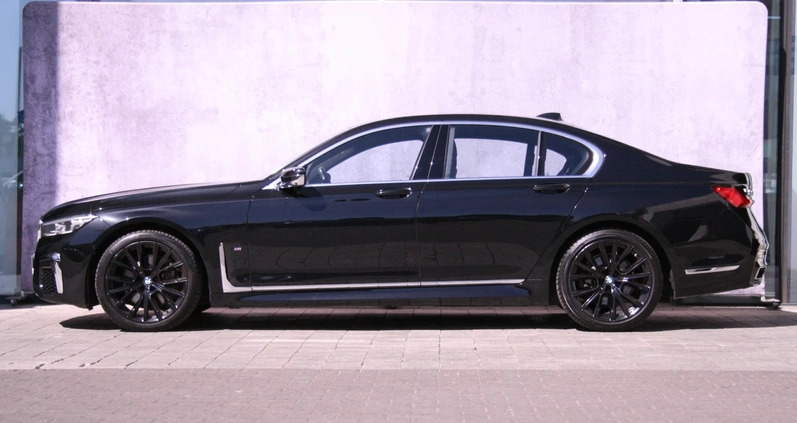 BMW Seria 7 cena 299900 przebieg: 75400, rok produkcji 2020 z Kąty Wrocławskie małe 497